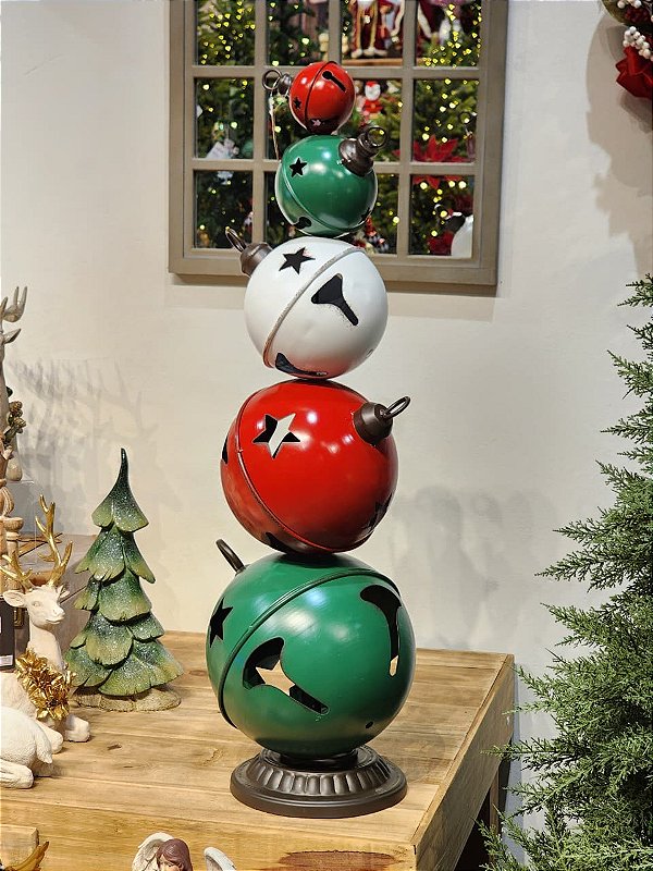 GUIZOS EMPILHADOS EM METAL VERMELHO, VERDE E BRANCO 81CM