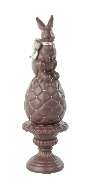 COELHO CHOCOLATUDO EM CIMA DO OVO EM RESINA 28CM - PRÉ VENDA 2026