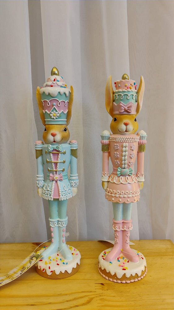 CASAL DE COELHOS AZUL E ROSA 25CM - PRÉ VENDA 2026