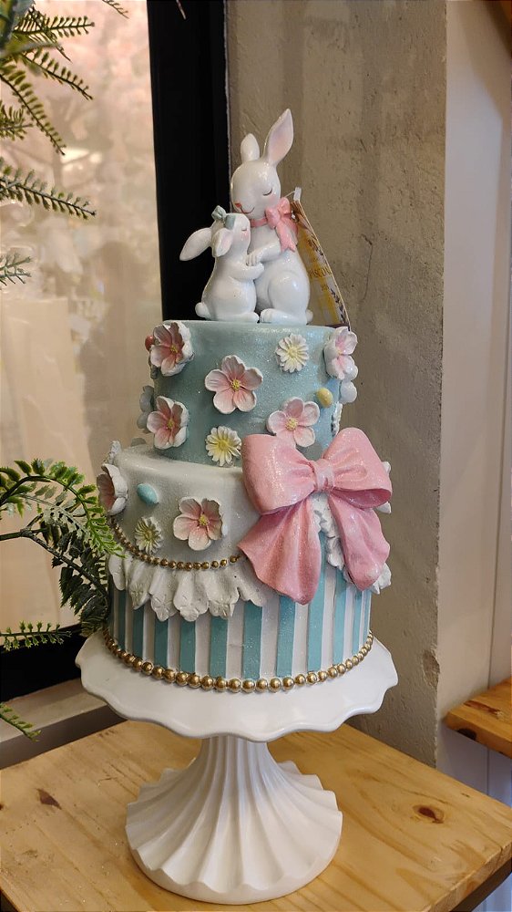 COELHA COM FILHOTE EM CIMA DO BOLO 44CM - PRÉ VENDA 2026