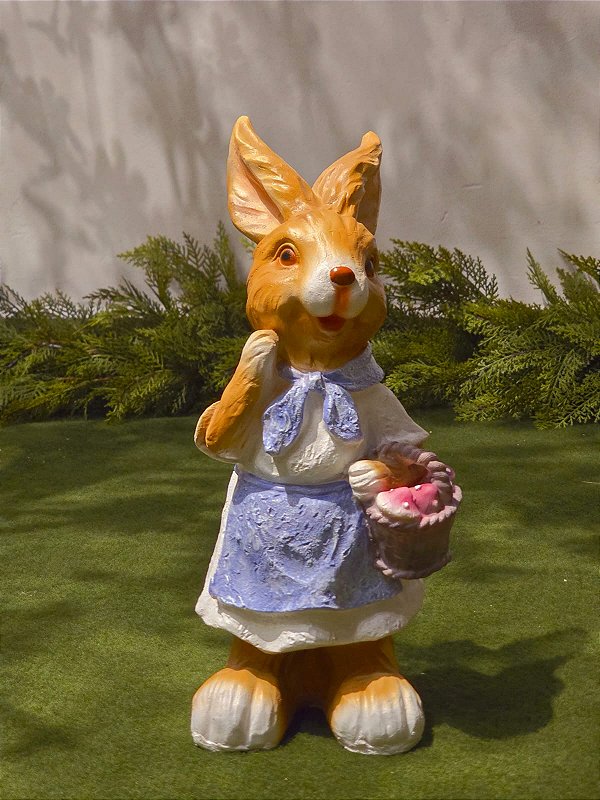 COELHA COM CESTA 38CM PARA USO NO JARDIM