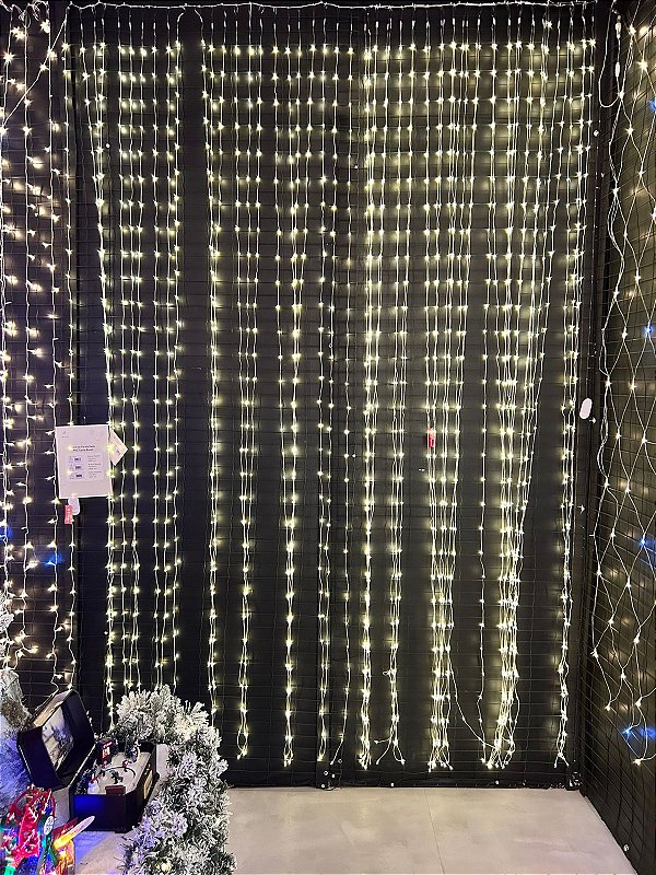 CORTINA STROBO 3X3 METROS COM 1800 LEDS COM 300 WARM BIVOLT - PRÉ VENDA 2026