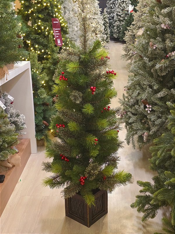 ÁRVORE PINHEIRO NO VASO COM BERRY 1,20CM 164 GALHOS - PRÉ VENDA 2026