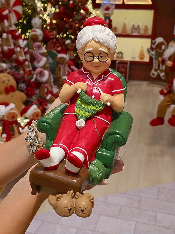 MMÃE NOEL TRICOTANDO 23,5CM - PRÉ VENDA 2026