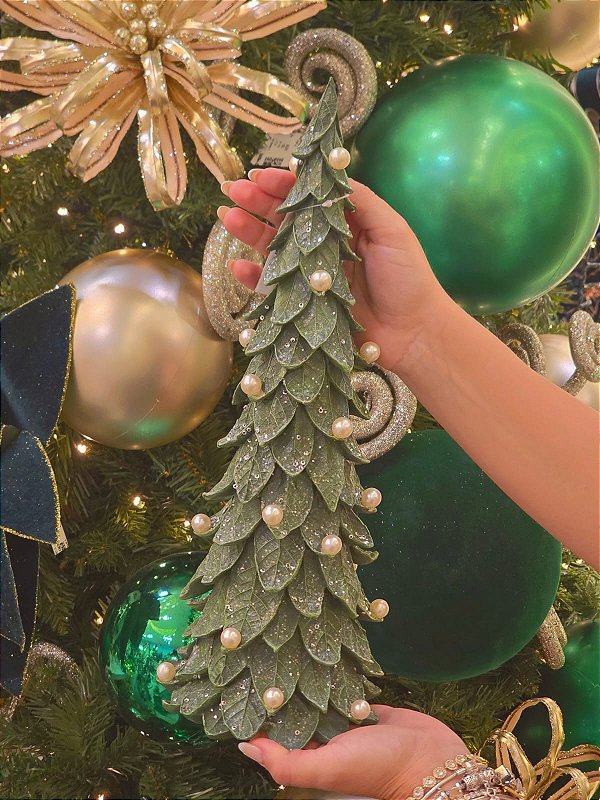 ÁRVORE EM RESINA VERDE COM PEROLAS 38CM - PRÉ VENDA 2026