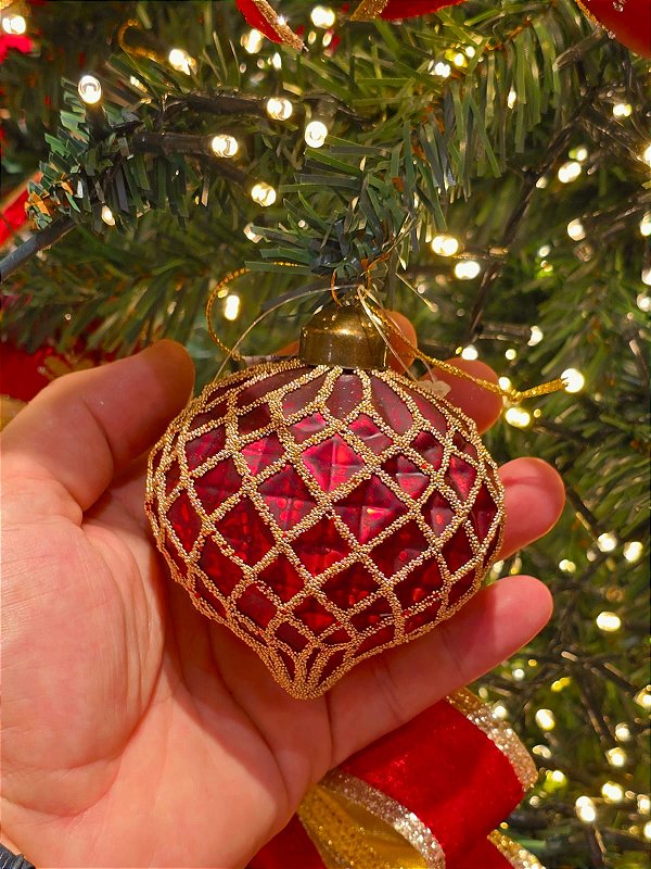 ORNAMENTO DE VIDRO VERMELHO COM DOURADO 8CM - PRÉ VENDA 2026