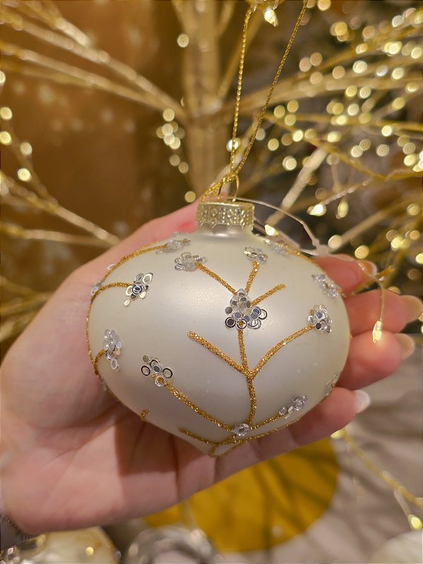 ORNAMENTO DE VIDRO BRANCO COM DOURADO 12CM - PRÉ VENDA 2026