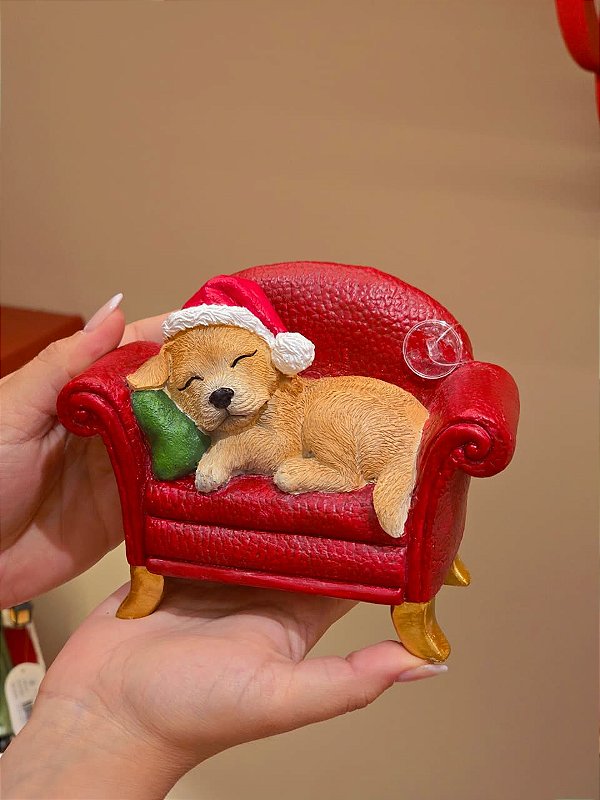 CACHORRO NA POLTRONA 12CM - PRÉ VENDA 2026