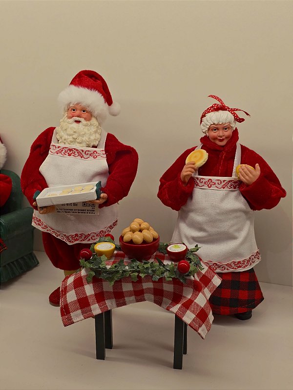 PAPAI NOEL E MAMÃE NOEL COLECIONÁVEL COZINHEIROS 28CM - PRÉ VENDA 2026