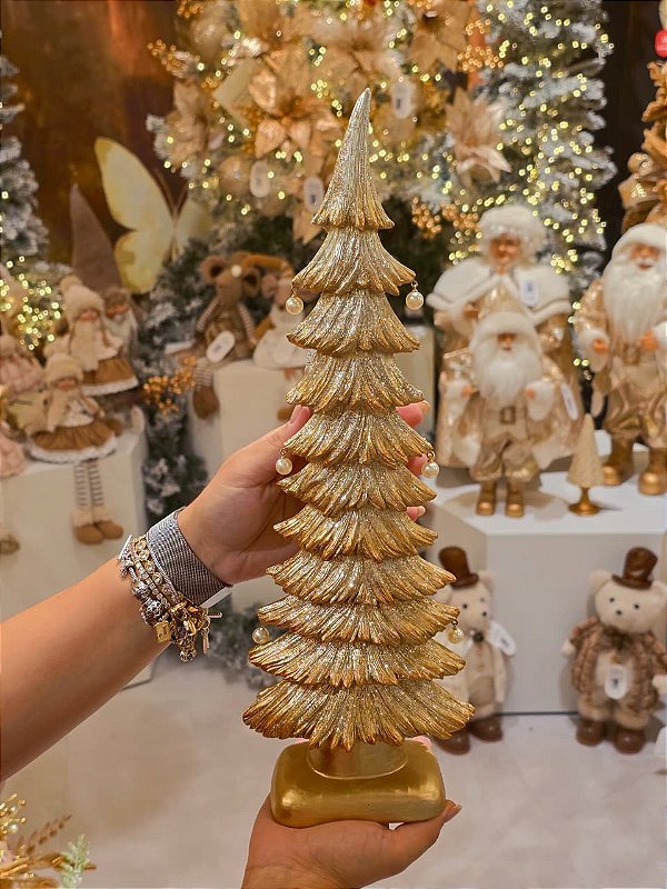 ÁRVORE EM RESINA DOURADA COM PEROLAS 42CM - PRÉ VENDA 2026