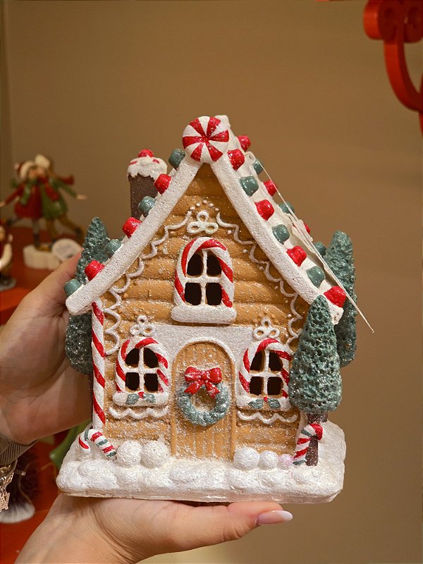 CASA GINGER EM RESINA 20CM - PRÉ VENDA 2026