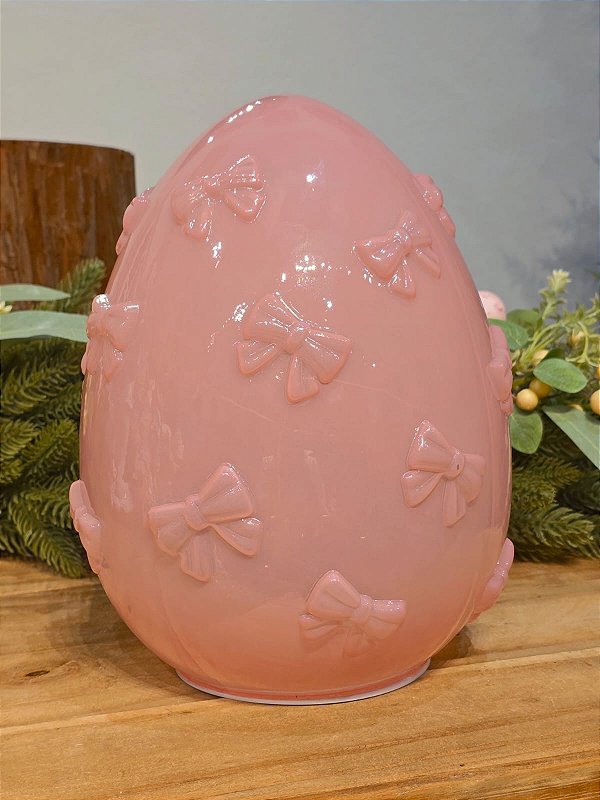 OVO ROSA COM LED E BORBOLETAS 25CM