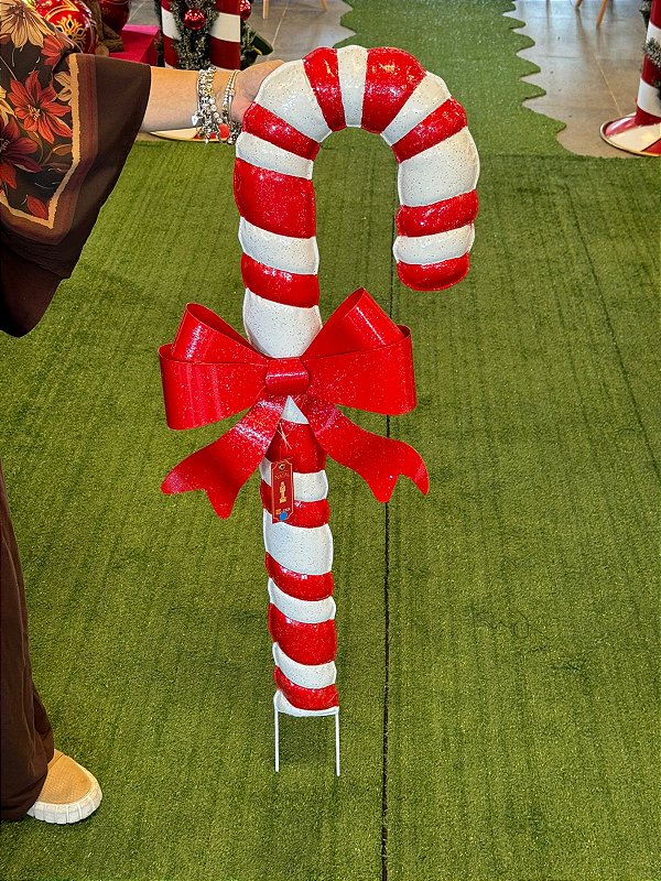 PLACA EM METAL BENGALA COM LAÇO 112,5CM USO EXTERNO - PRÉ VENDA 2026