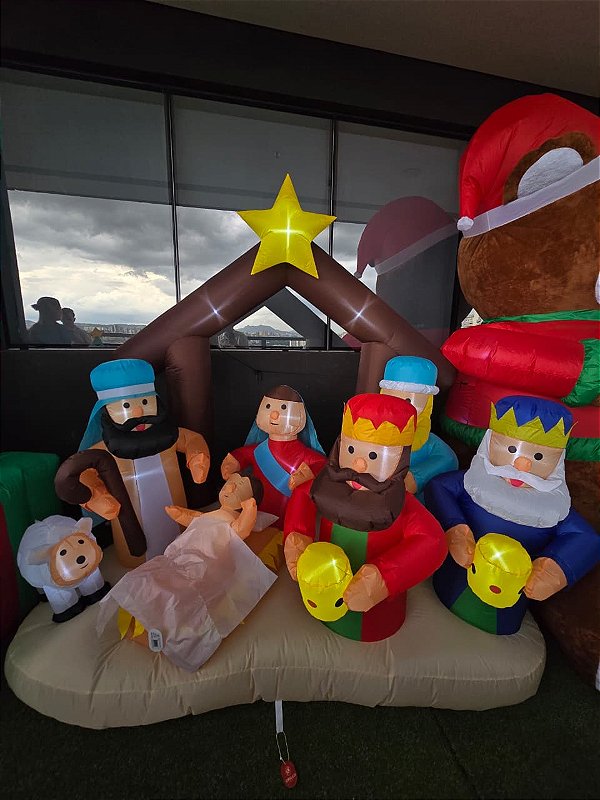 PRESÉPIO INFLÁVEL 198CM BIVOLT COM LED USO INTERNO E EXTERNO - PRÉ VENDA 2026