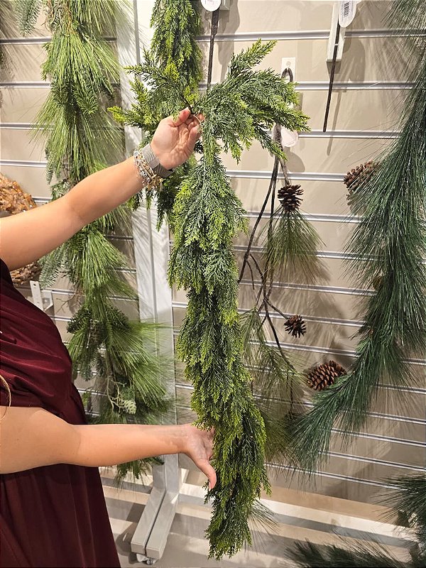 FESTÃO REALISTA CIPRESTE TOQUE REAL 1,80CM - PRÉ VENDA 2026