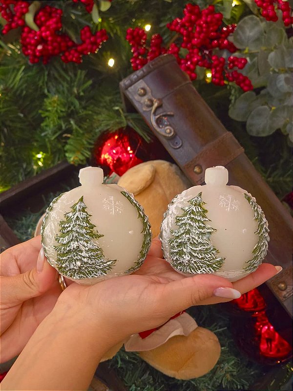 VELA EM FORMATO DE BOLA PINHEIRO 8,2CM COM 2 UNIDS - PRÉ VENDA 2026