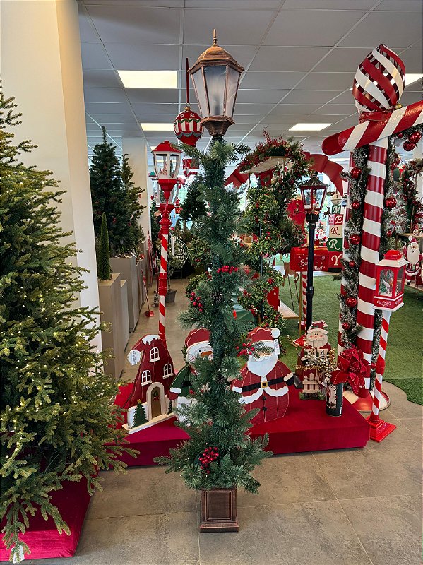 POSTE COM FESTÃO DECORADO COM LED 2,10CM - PRÉ VENDA 2026