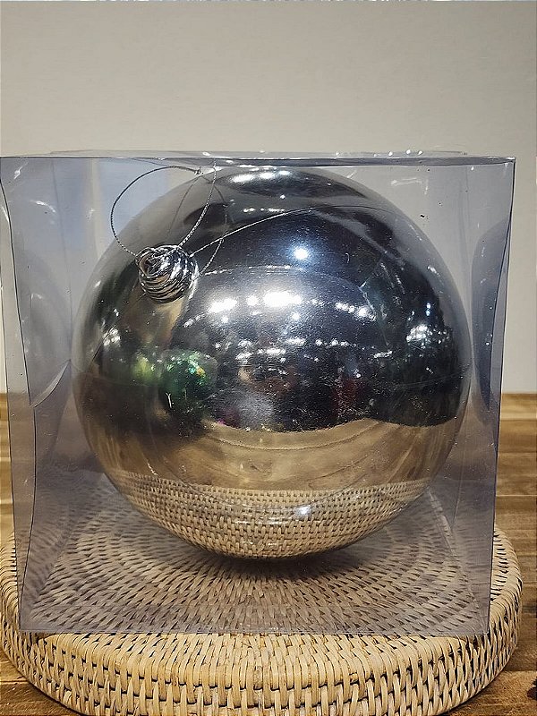 BOLA TRADICIONAL PRATA BRILHANTE 20CM - PRÉ VENDA 2026