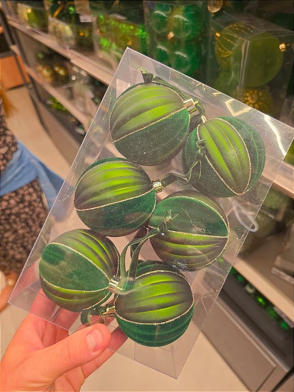 BOLA VERDE COM VELUDO 8CM COM 6 UNIDADES - PRÉ VENDA 2026