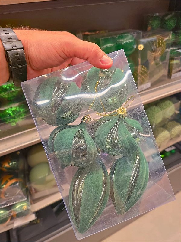 BOLA E PENDENTE SORTIDOS VERDE COM VELUDO 8CM COM 6 UNIDADES - PRÉ VENDA 2026