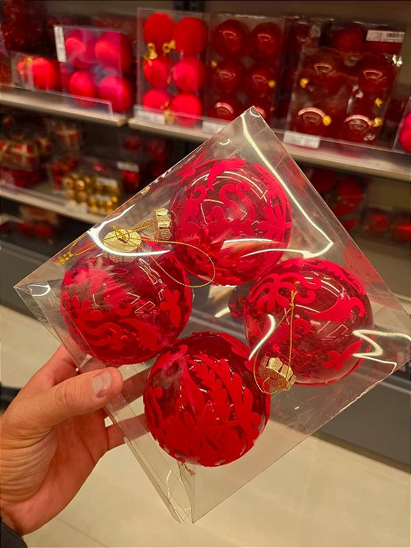 BOLA VERMELHA TRABALHADA EM ARABESCOS VELUDO 10CM COM 4 UNIDADES - PRÉ VENDA 2026