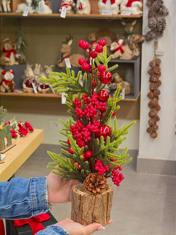 ÁRVORE DE BERRY NO TRONCO DE MADEIRA COM BOLAS 41CM - PRÉ VENDA 2026