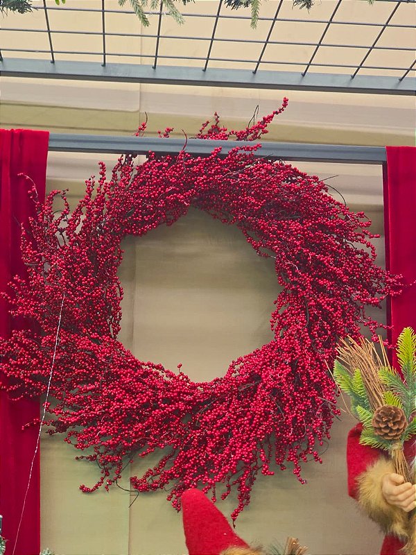 GUIRLANDA COM MICRO BERRYS 77CM - PRÉ VENDA 2026