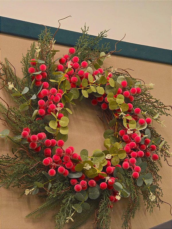 GUIRLANDA COM BERRYS E FOLHAS 60CM - PRÉ VENDA 2026