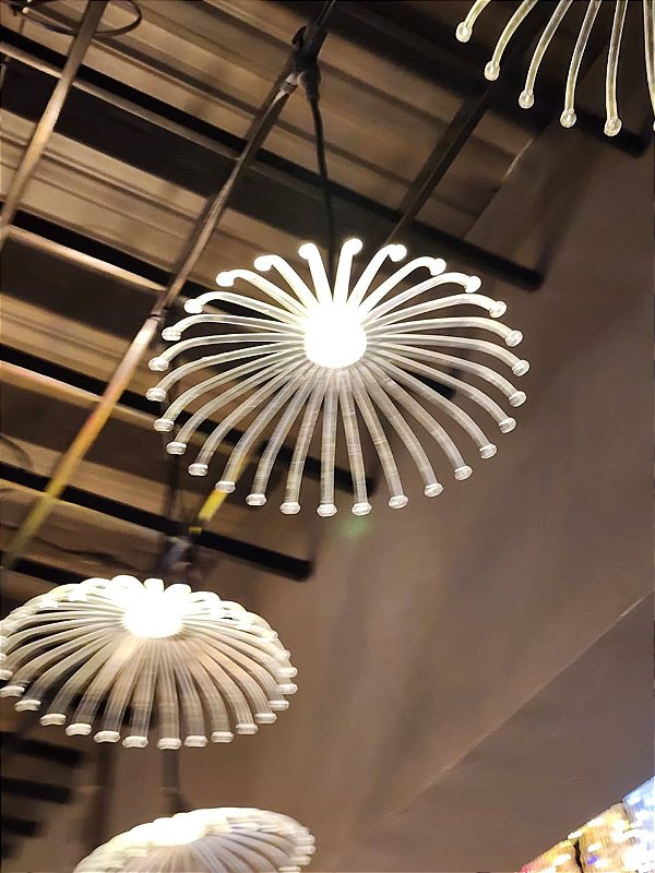 PENDENTE DECORATIVO 10 GURDA-CHUVA WARM 20CM BIVOLT - PRÉ VENDA 2026