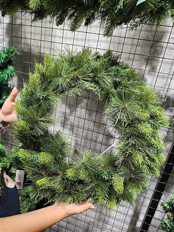 GUIRLANDA REALISTA MIX DE GALHOS 60CM 180 GALHOS - PRÉ VENDA 2026