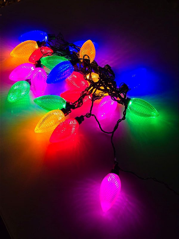 PISCA CORDÃO 20 LAMPADAS BULBO RETRO COLORIDO 9,5 METROS BIVOLT USO INTERNO E EXTERNO