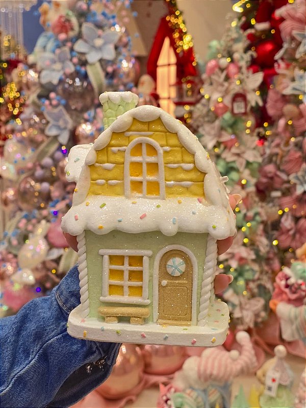 CASA GINGERBREAD EM RESINA CANDY 18CM - PRÉ VENDA 2026
