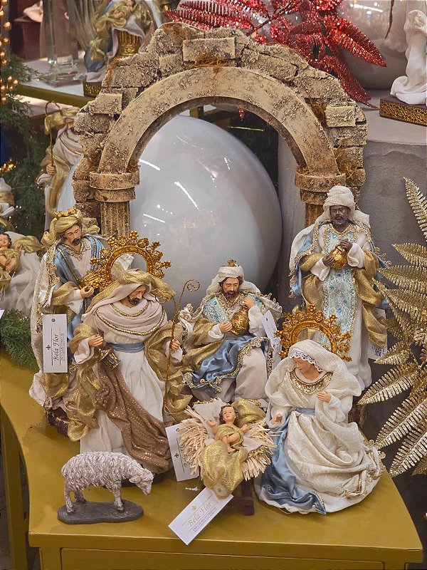 PRESÉPIO DE LUXO COM PORTAL LUXO LINHA SACRA AZUL 30CM COM 6 PEÇAS - PRÉ VENDA 2026