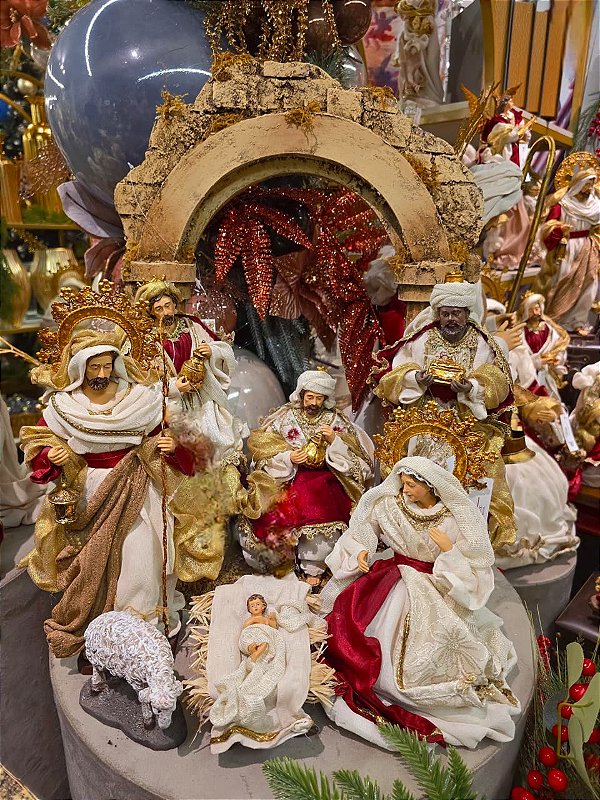 PRESÉPIO DE LUXO COM PORTAL LUXO LINHA SACRA VINHO 30CM COM 6 PEÇAS - PRÉ VENDA 2026