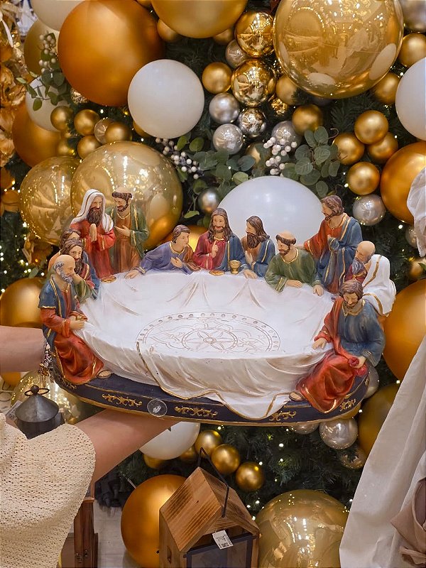 SANTA CEIA EM RESINA 42CM - PRÉ VENDA 2026