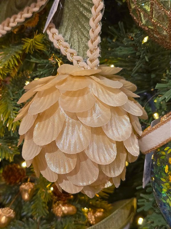 BOLA DECORADA PETALAS DOURADA 10CM COM 3 UNIDADES - PRÉ VENDA 2026