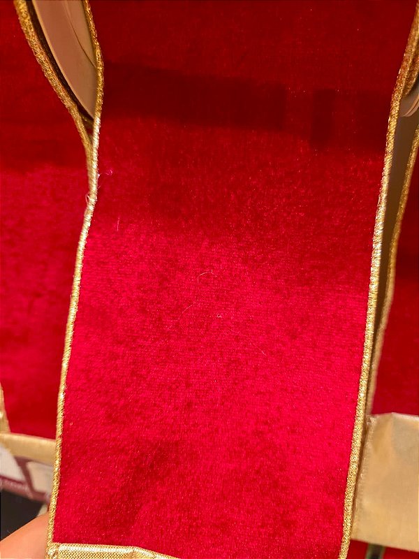 FITA ARAMADA VELUDO VERMELHA DUPLA FACE DOURADO 10CM - PRÉ VENDA 2026