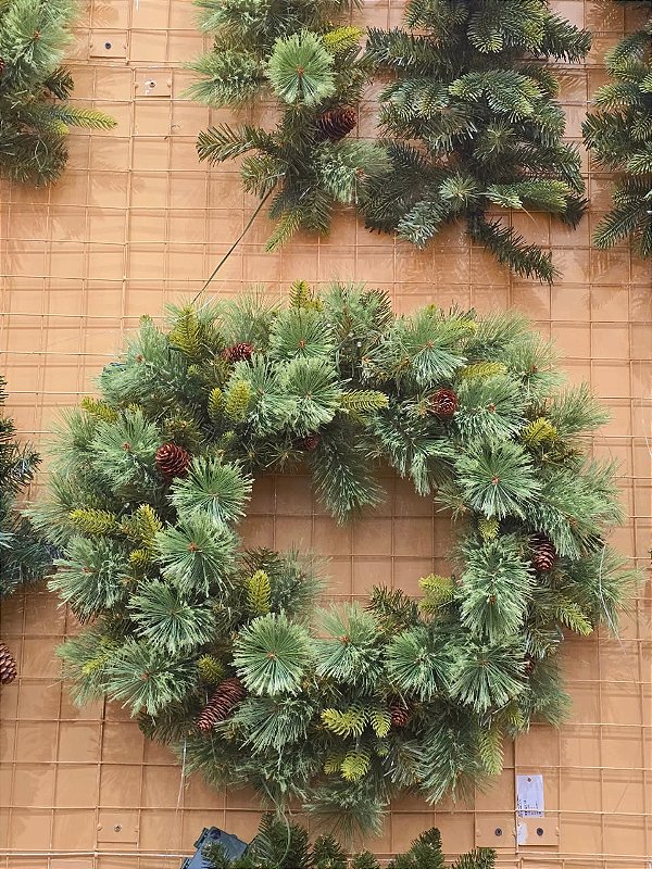 GUIRLANDA REALISTA COM MIX DE GALHOS COM LED 60CM - PRÉ VENDA 2026