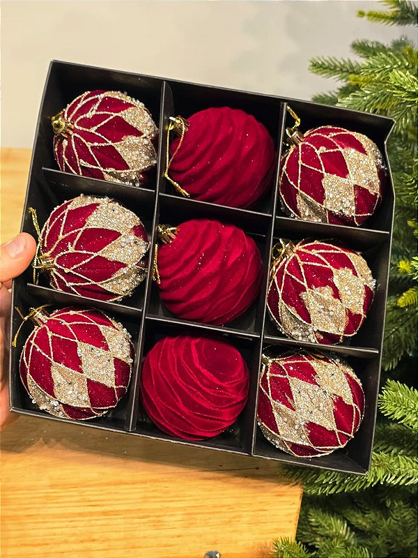 KIT BOLAS VELUDO DECORADA VERMELHA 8CM COM 9 UNIDADES