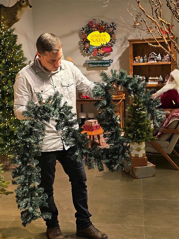 FESTÃO ARAMADO TRADICIONAL 260 GALHOS 2,70CM