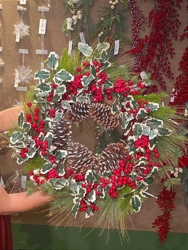GUIRLANDA DECORADA BERRY COM FOLHAS 60CM - PRÉ VENDA 2026