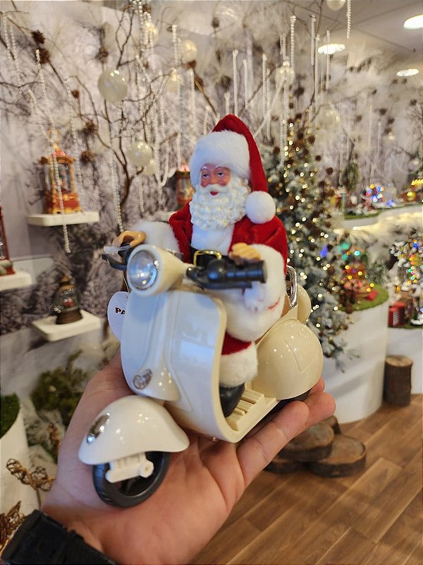 PAPAI NOEL COLECIONÁVEL NA LAMBRETA 20CM - PRÉ VENDA 2026