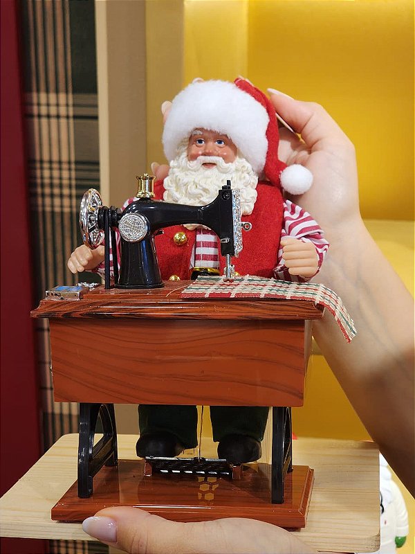 PAPAI NOEL COLECIONÁVEL COSTUREIRO 23CM - PRÉ VENDA 2026