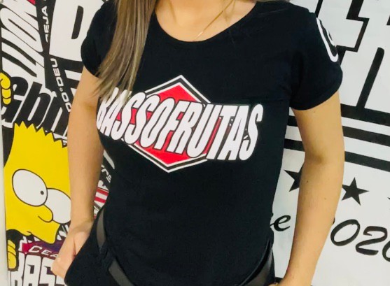 Camiseta Basso Frutas Original Baby Look