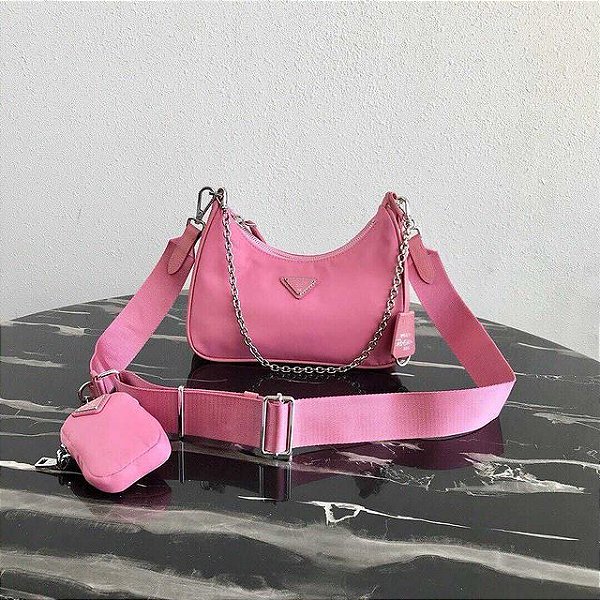 pink prada re edition bolsa