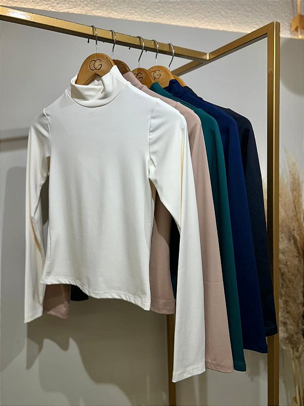 Blusa Gola Manga Longa em Poliamida