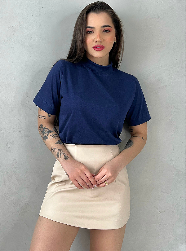 T-SHIRT GOLA ALTA LISA - AZUL MARINHO