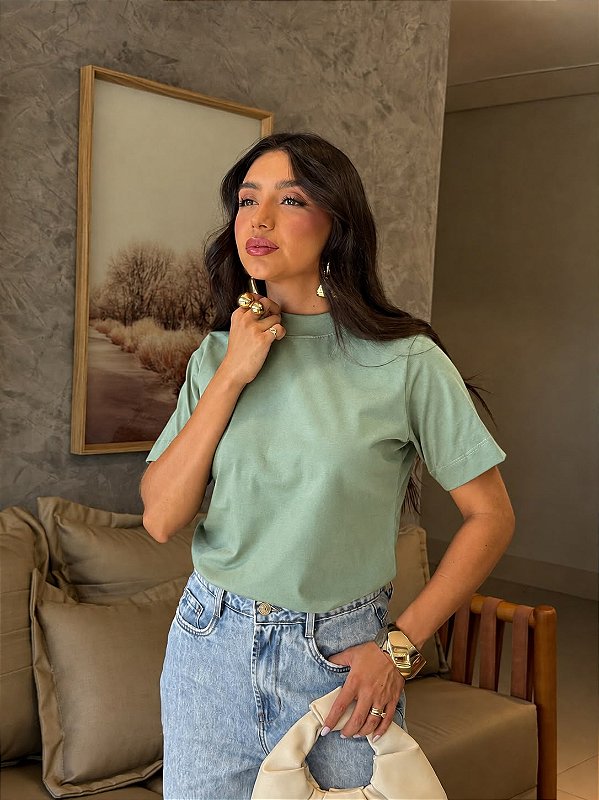 T-SHIRT GOLA ALTA LISA - VERDE OLIVA