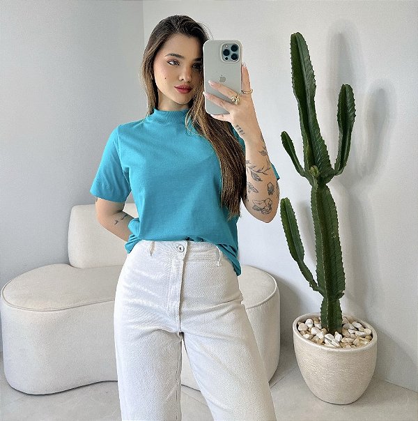 T-SHIRT GOLA ALTA LISA - VERDE JADE