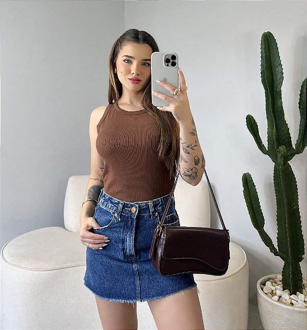 REGATA CANELADA - MARROM